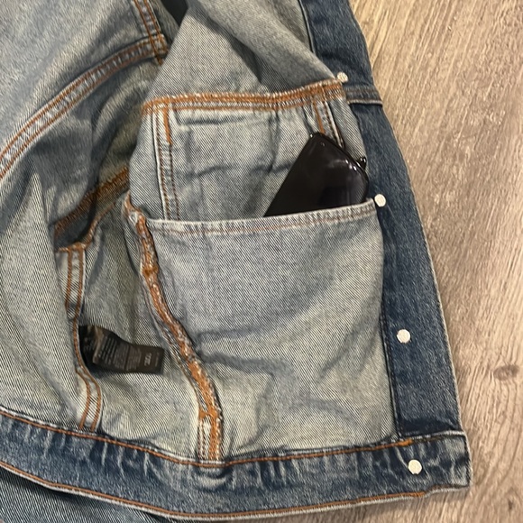 Asos - Cropped Jean Jacket - US Size 6 - Picture 11 of 16